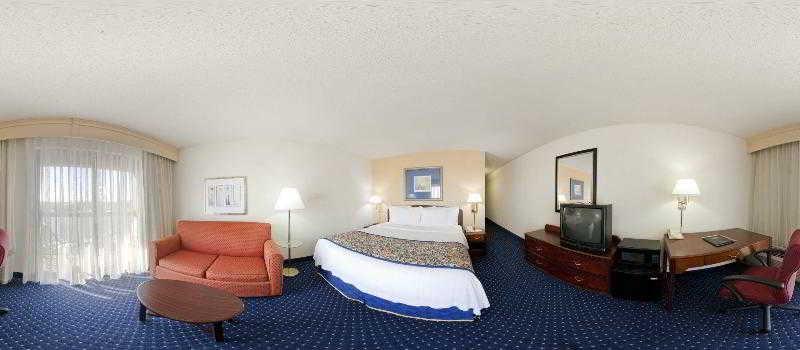 Courtyard Dallas